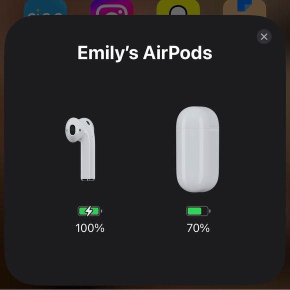 AirPods with Case - Picture 5 of 6